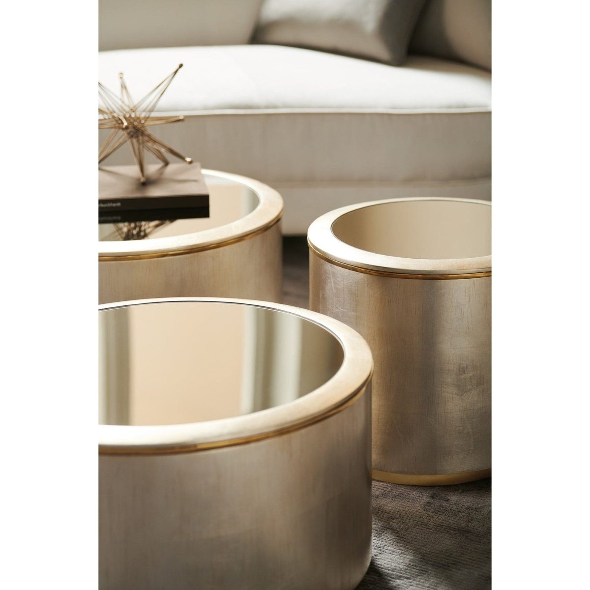Caracole Mac Showroom Circle In Time Cocktail Table - Image 4
